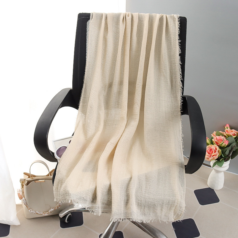 G245 Pehmeä ja hengittävä Voile Hijab