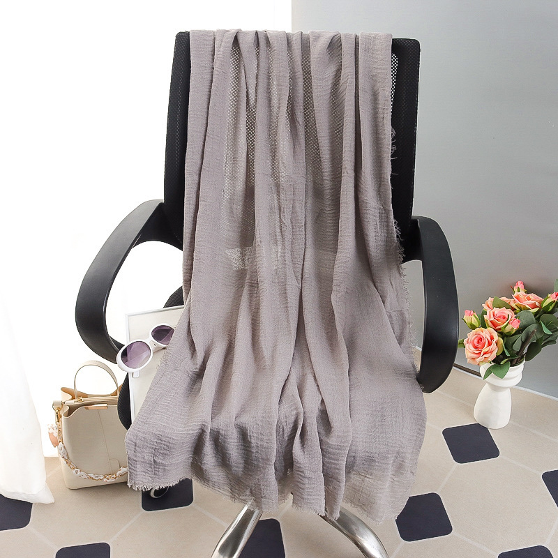 G245 Pehmeä ja hengittävä Voile Hijab