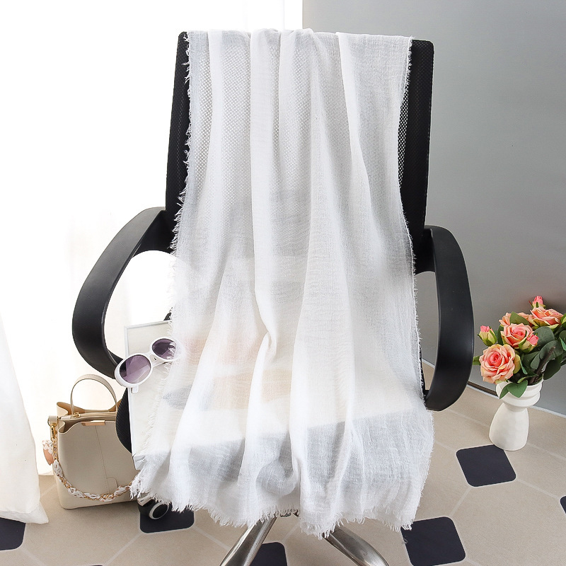 G245 Pehmeä ja hengittävä Voile Hijab