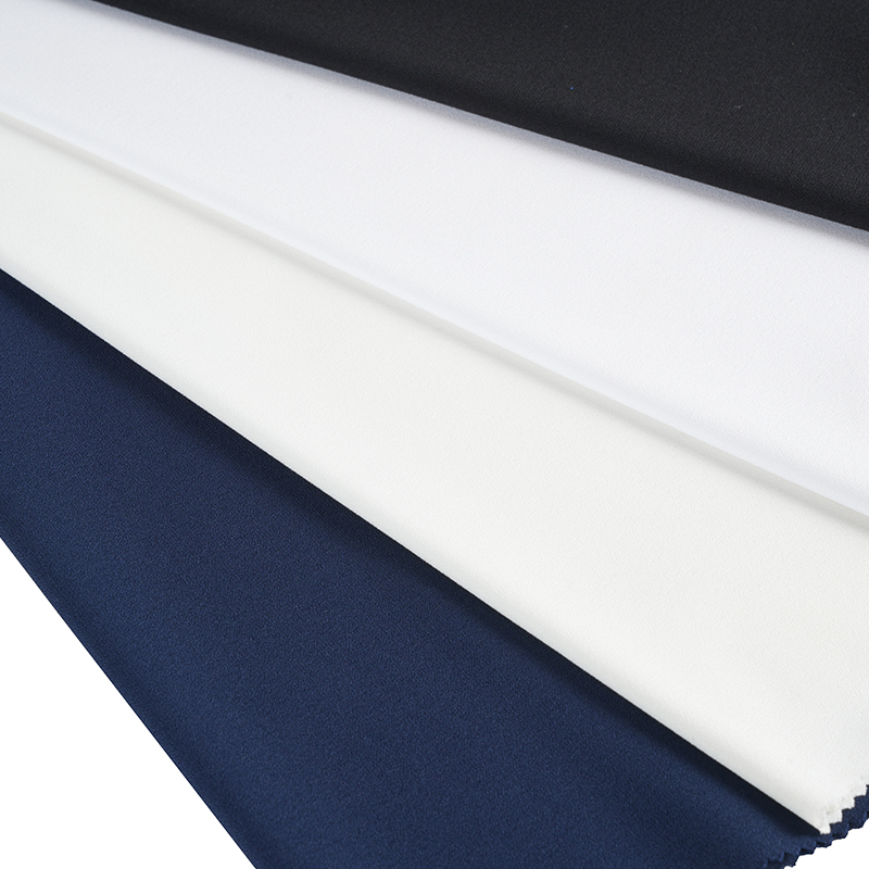 100d sotkuinen pellava, nelipuolinen kuminauha (loimi- ja kudekierretty)