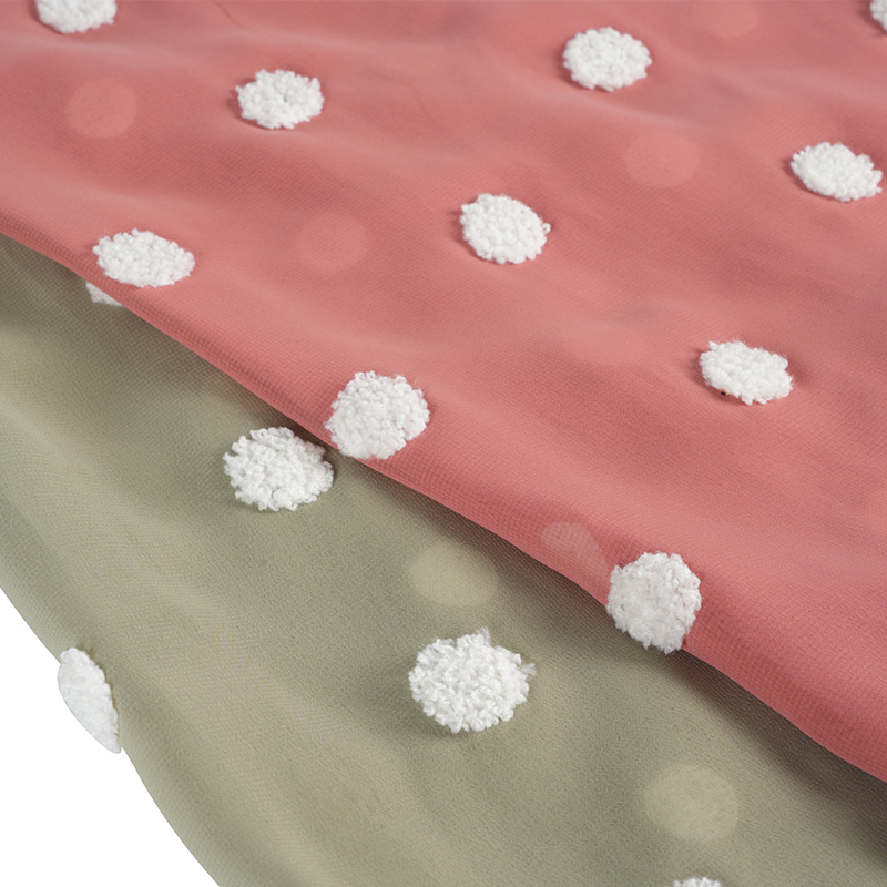 75d/18t litteä sifonki pyyhekirjontakankaalla