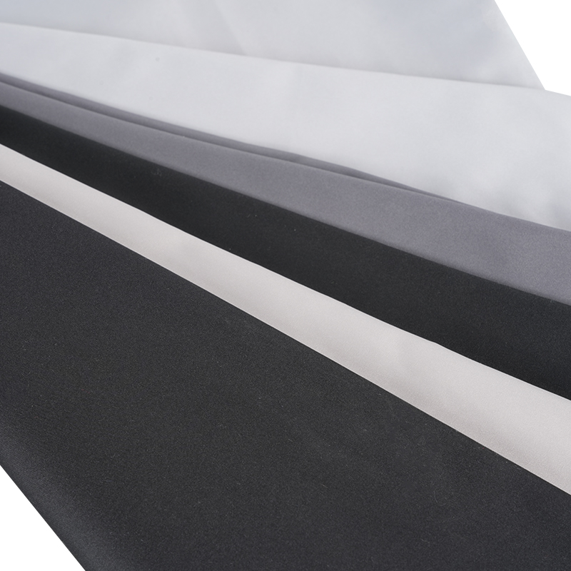 Pehmeä 210T polyesteripongee-kudottu kangas vuoraukseen