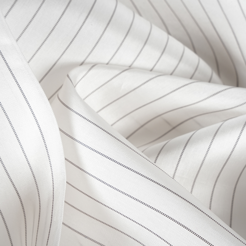 Silkkihihainen vuorauskangas