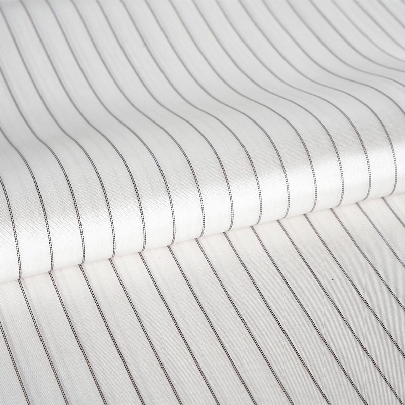 Silkkihihainen vuorauskangas