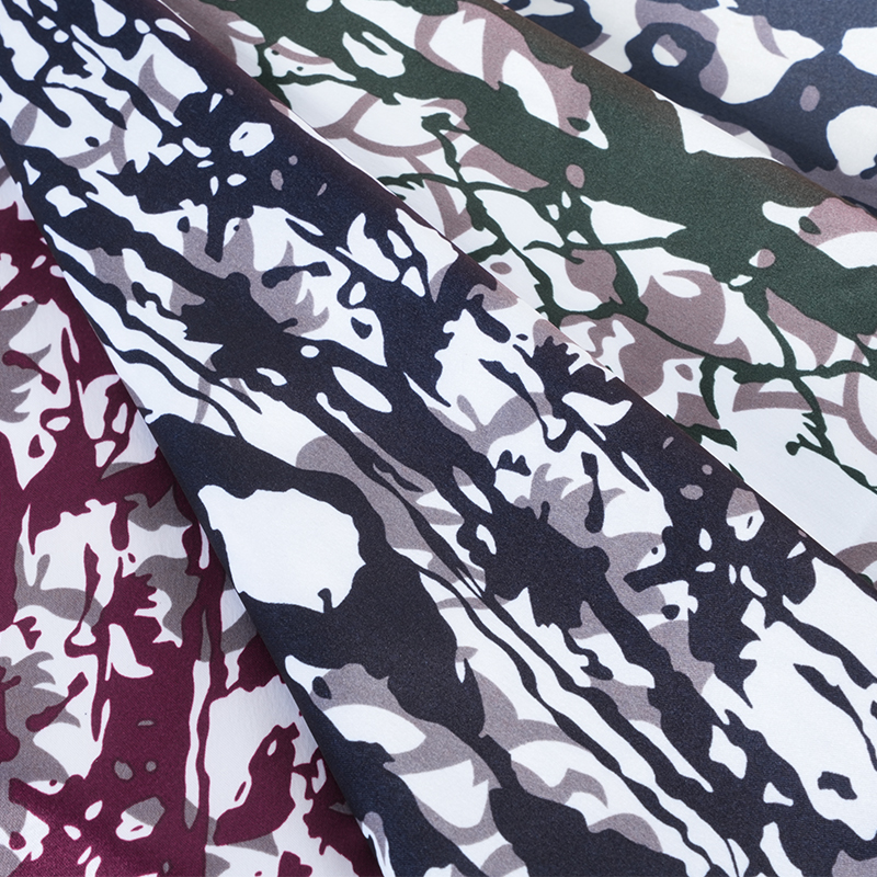 50/75 Matt Satin Graffiti Print Kangas