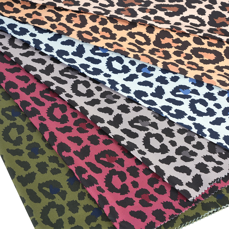 230T High Stretch Pongee Large Leopard Print -kangas